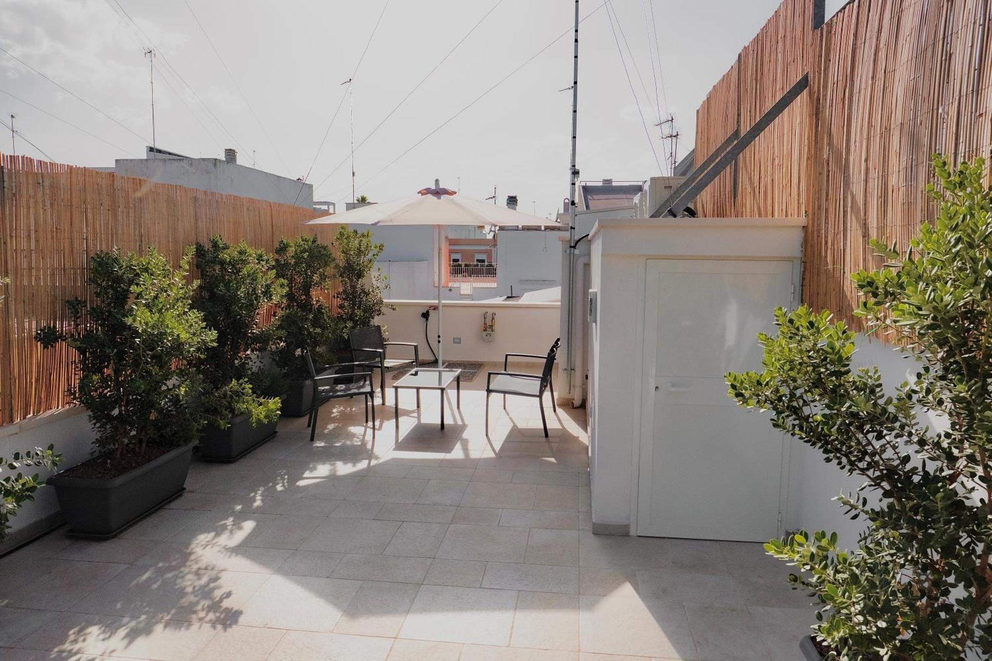 18Zero2 Luxury Rooms Bari Exteriér fotografie